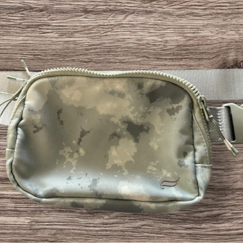 Camouflage Belt Bag